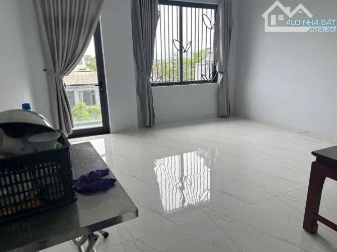CẦN BÁN NHÀ 3 TẦNG GẦN ĐẠI HỌC FPT – NGAY BIỂN TÂN TRÀ, NGŨ HÀNH SƠN – VỊ TRÍ ĐẸP, GIÁ TỐT - 2