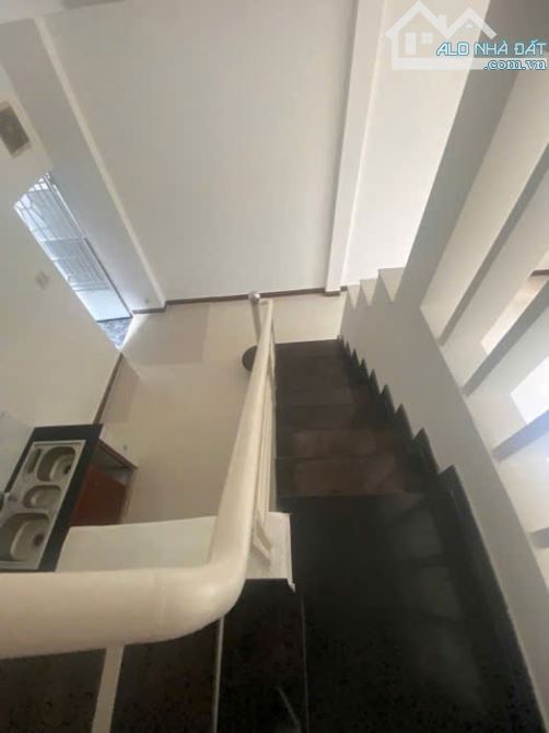 CHỈ NHỈNH 4 TỶ TA ĐÃ CÓ – NHÀ SIÊU ĐẸP XE HƠI NGỦ TRONG NHÀ – HẺM XE HƠI 4M – GÒ VẤP - 2