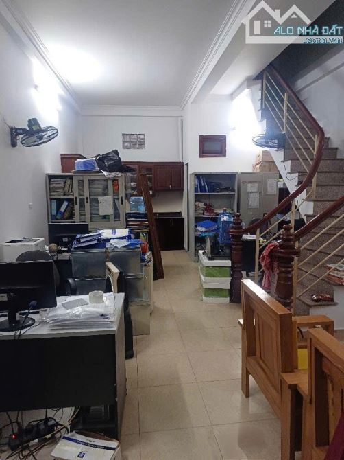 BÁN NHÀ LÝ NAM ĐẾ  TRÁI TIM PHỐ CỔ, HOÀN KIẾM. DIỆN TÍCH: 57M² x 4 TẦNG 
GIÁ CHỈ: 22.5 TỶ. - 2