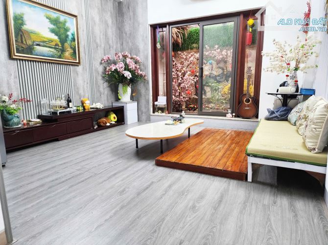 Bán nhà Liền Kề KĐT Văn Quán, đường phân lô vỉa hè ,Kinh doanh ,full nội thất.Giá 18,5 tỷ - 2