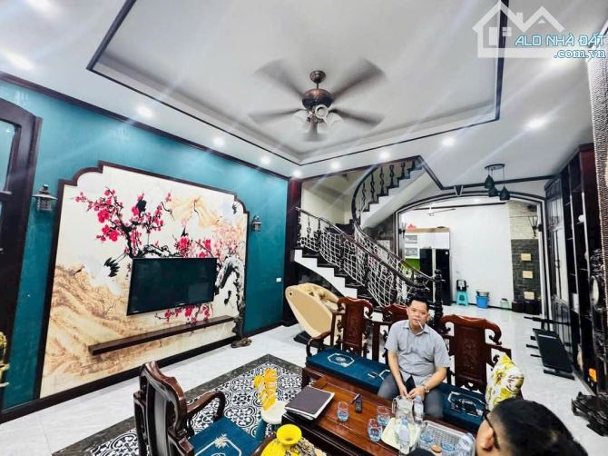 Ô Tô Tránh Diện Tích Khủng mà Chỉ 13 tỷ Tại Trung Tâm Quận 2 Bà Trưng - 2