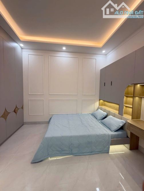 NHÀ 3 TẦNG HẺM 273 ĐỒNG KHỞI . P TÂN LỢI FULL NỘI THẤT - DT: 4X13.5M - GIÁ: 3.95 TỶ - 2