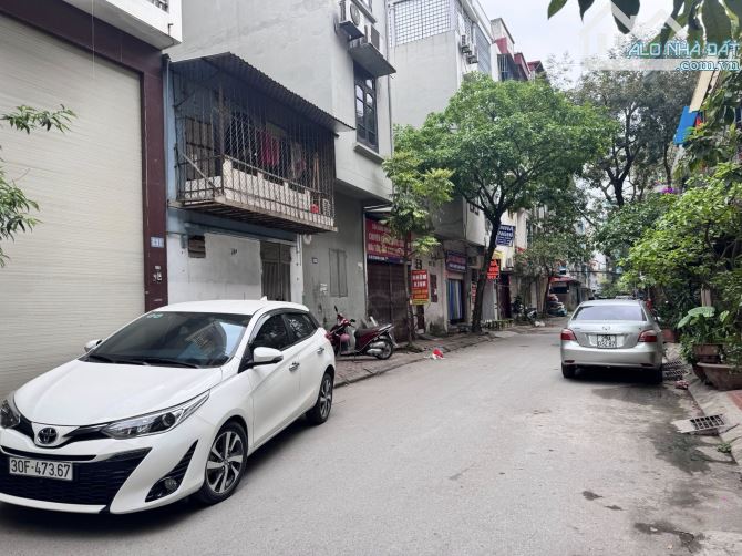 Siêu Phẩm Mặt Phố Văn Quán - 2 Thoáng Ô Tô - 45m2 * Hơn 12 tỷ - Ở, Kinh Doanh, Văn Phòng - 2