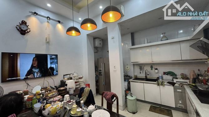 BÁN NHÀ PHỐ LÁNG – 78M² – NGHÁCH THÔNG – ĐẤT VUÔNG – GẦN PHỐ – GIÁ ĐẦU TƯ - 2