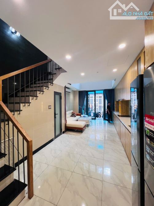 SIÊU PHẨM HXH QUANG TRUNG - CHDV - 7,38 TỶ - 2