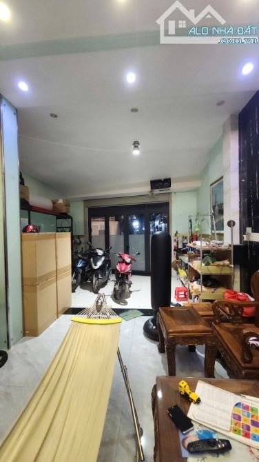 SIÊU PHẨM LÔ GÓC – NHÀ ĐẸP – HẺM XE TẢI – NGANG 5.7M Giá chỉ 8.95 tỷ – P.14, Quận Gò Vấp - 2
