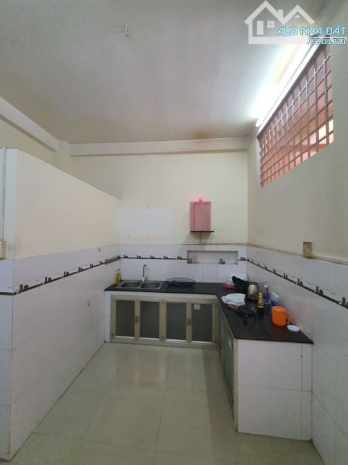 Bán nhà HXT đậu cửa, gần Đầm Sen, trường học, chợ 42m2 giá chỉ 6 tỷ - 2