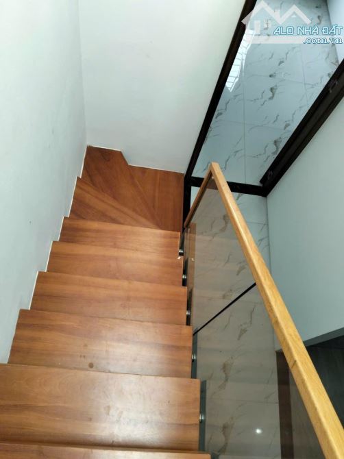 Bán gấp NR 4PN 3WC tại Đường Miêu Nha, Tây Mỗ, Nam Từ Liêm, Hà Nội, 6,5 tỷ, 40m2 - 2