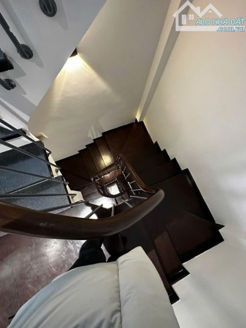 BÁN NHÀ.ĐƯỜNG LÁNG-ĐỐNG ĐA-CHỈ VIỆC KÉO VALI VỀ Ở - 2