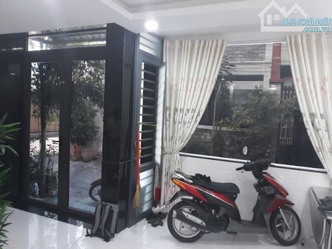 HẺM XE HƠI, 5 TẦNG, NHÀ MỚI Ở NGAY, CHỦ TẶNG TOÀN BỘ NỘI THẤT, CHỈ 6.2TỶ - 1
