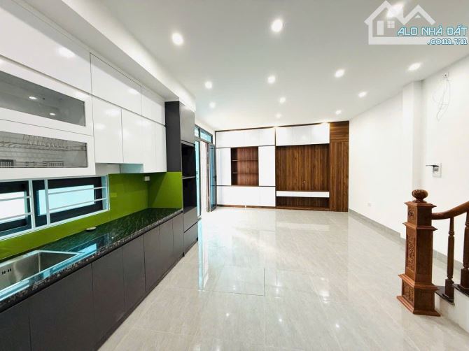 Bán nhà đẹp Biên Giang- Hà Đông 35m giá 3.05ty ( có tl) , cách Quốc Lộ 6 chỉ 500m, ô tô lù - 2