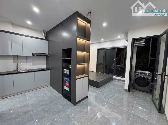 Cc cần bán gấp nhà Khâm Thiên Xã Đàn 5 tầng thang máy ngõ rộng sát phố 45m2 giá 8ty19 - 2