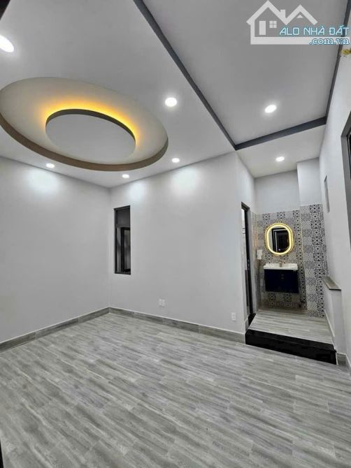 HUỲNH TẤN PHÁT P. Phú Thuận Phú Mỹ Hưng vip Q7 NGANG 5 DÀI14  XÂY MỚI 4TẤM CÓ 7TỶ XE HƠI - 2