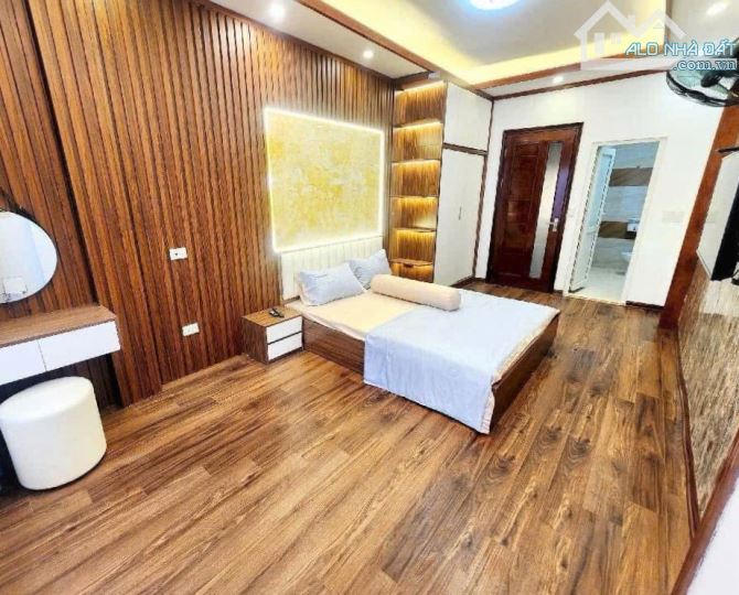 BÁN NHÀ ĐẸP NGAY PHỐ QUAN NHÂN – Ô TÔ VÀO TẬN CỬA – SỔ ĐỎ CHÍNH CHỦ - 2