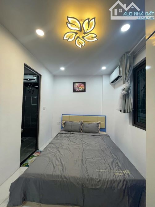 TT Thông tấn xã Bùi Ngọc Dương nhà 5 tầng với 3 NGỦ- FULL NỘI THẤT. Giá 4.82 tỷ. - 2