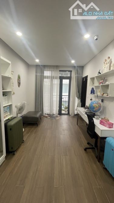 Bán tòa nhà văn phòng 5 tầng,120m 8x15 thu nhập 30 triệu - 2