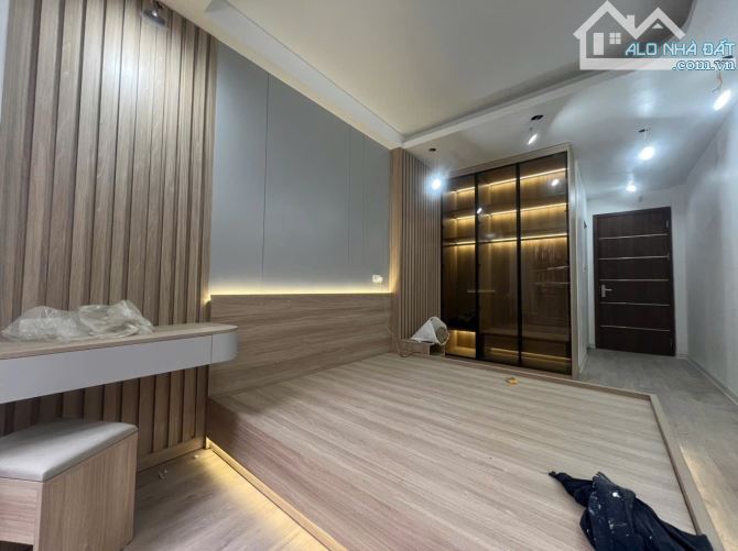 SIÊU PHẨM MẬU LƯƠNG - NHÀ ĐẸP NHƯ KHÁCH SẠN - THANG MÁY XỊN - Ô TÔ QUA - GIÁ CHỈ 6 TỶ++ - 2