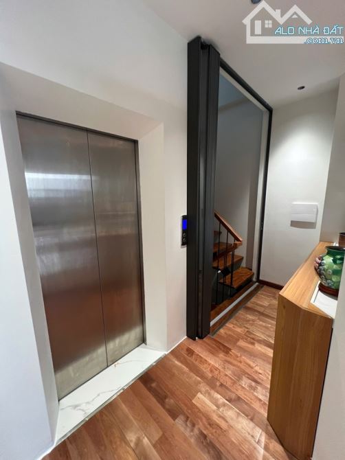 Bán nhà Nhật Chiêu - Lạc Long Quân xây mới tinh 7 tầng thang máy, 50m2 MT 4m chỉ 13,x tỷ - 2