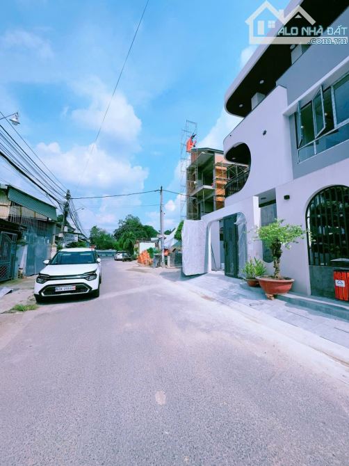 Lô duy nhất tại chợ KP6 p.Tân Biên _77m2_SHR_thổ cư xdung tự do giá 2.2tỉ. - 2