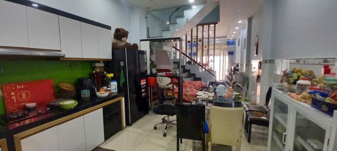 Nhà bán hẻm 5m thông đường Tân Thới Hiệp 21, Q.12 diện tích 60m2 đúc 3 tầng giá nhỉnh 5TY. - 2