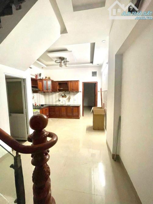 💥BÁN NHÀ 3 TẦNG KIÊN CỐ KIỆT THÔNG TỨ HƯỚNG - MẸ NHU - 80M2 - 6 PHÒNG NGỦ - 2