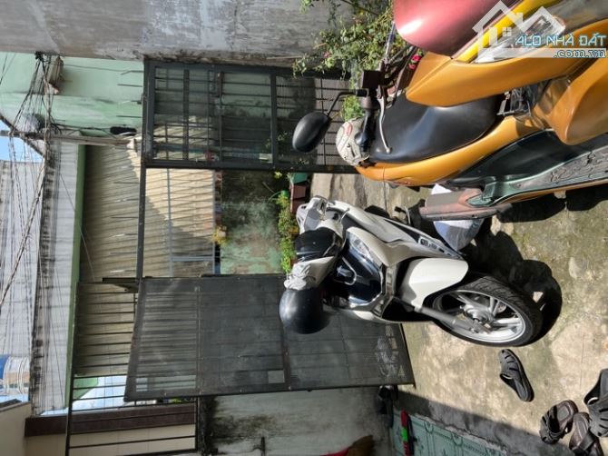 Nhà 1/,  NỞ HẬU. Diện tích "NGON", Nguyễn Văn Quá, 118m2 - ngang 4m5 - 2