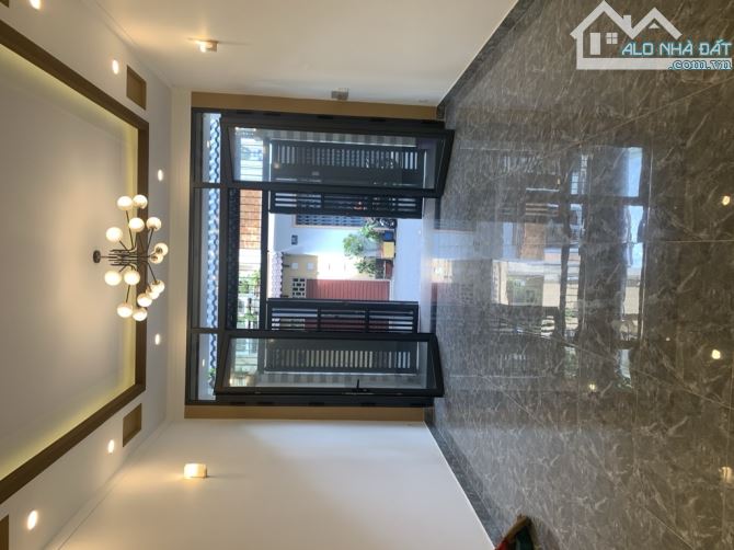 Khu VIP Bàu Cát - Đồng Đen - diện tích gần 60m2 - ngang tận 5m - ô tô đỗ cửa - 7.5 tỷ. - 2