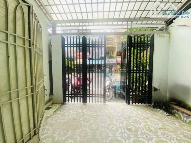 NHÀ 1 LẦU DT (4x14) MẶT KINH DOANH ĐƯỜNG TIỀN VĂN Q.6 - 2