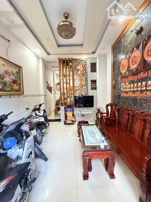 BÌNH TÂN NGAY AEONMALL - NHÀ 4 TẦNG  - HẼM NHỰA 7M. - 2