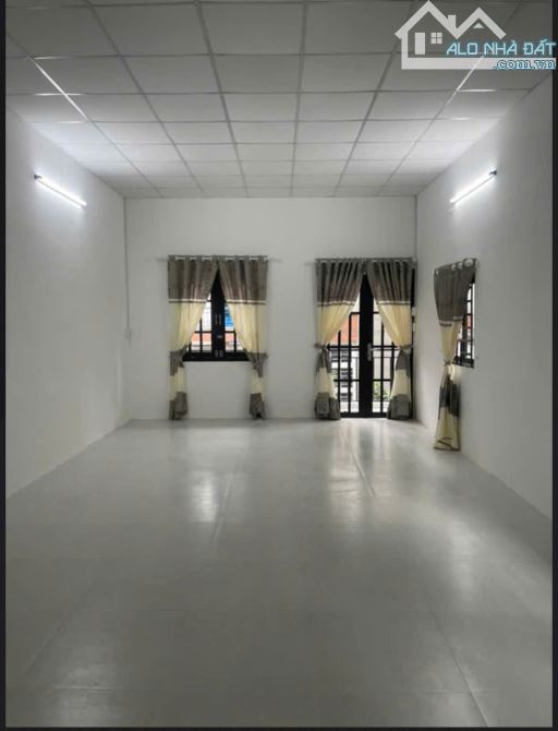 Nhà Chủ, Hẻm 1 Sẹc Ông Ích Khiêm, Q11 – Gần 3/2 – 46m2-Giá Chỉ 5 Tỷ - 2