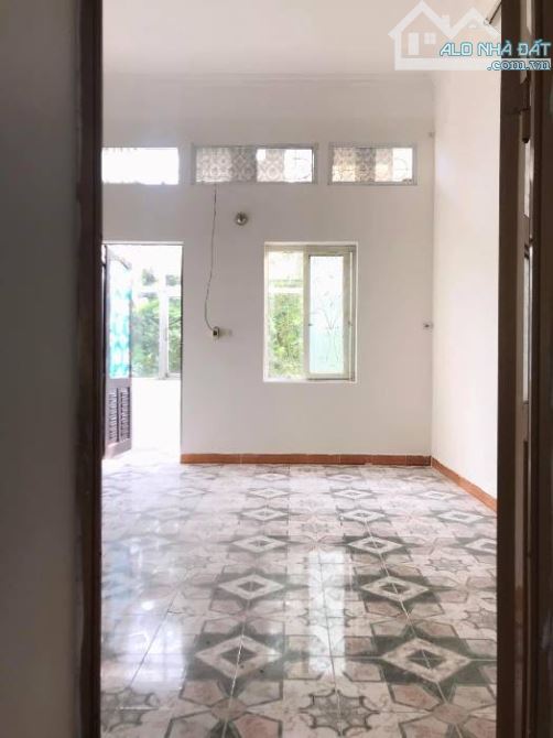 MẶT PHỐ KINH DOANH, Nguyễn Văn Linh Long Biên 5.4 tỷ - 2