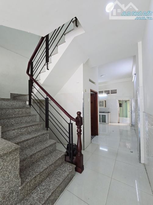 BÁN NHÀ HẺM XE TẢI _56M²_GIÁ SIÊU TỐT - 2