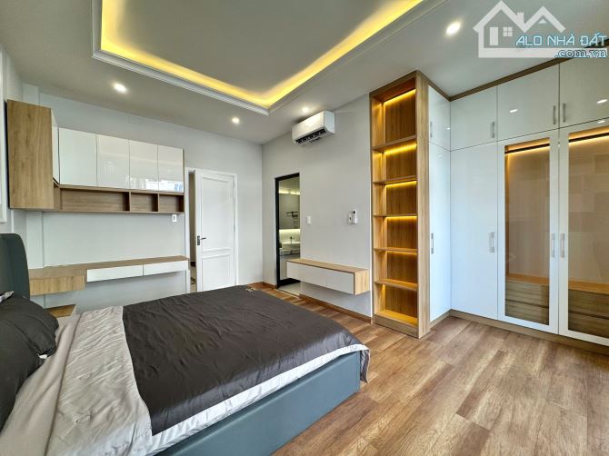 Biệt Thự Hoàng Quốc Việt, Quận 7 90,5m² - Nhà mới, nội thất cao cấp - 18,5 tỷ - 22
