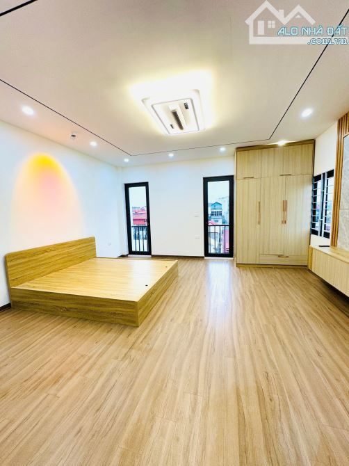 Nhà 6 tầng thang máy, 4PN full nội thất, Nguyễn Văn Cừ, Long Biên – Nhỉnh 9 Tỉ - 31