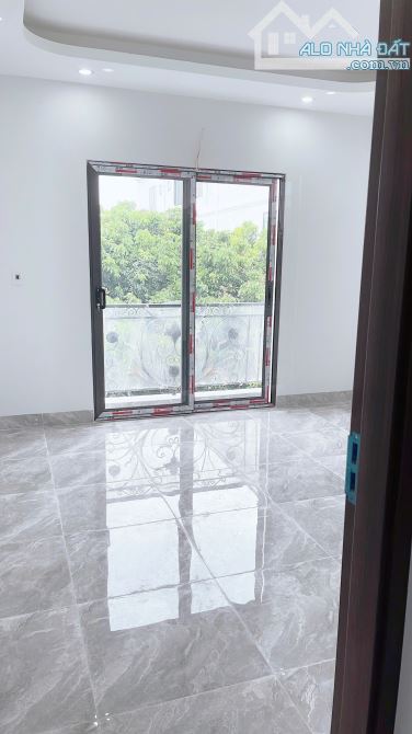 Nhà trục chính xã Kinh Doanh tốt sổ đỏ sẵn sàng giao dịch - 3