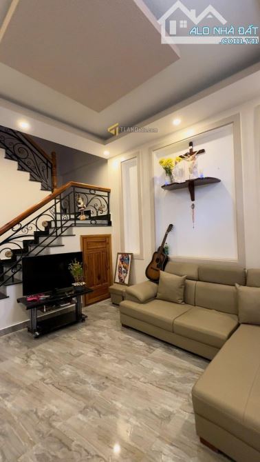 🏡 Bán Nhà khu vực Dân cư nhiều Tiện nghi - 3