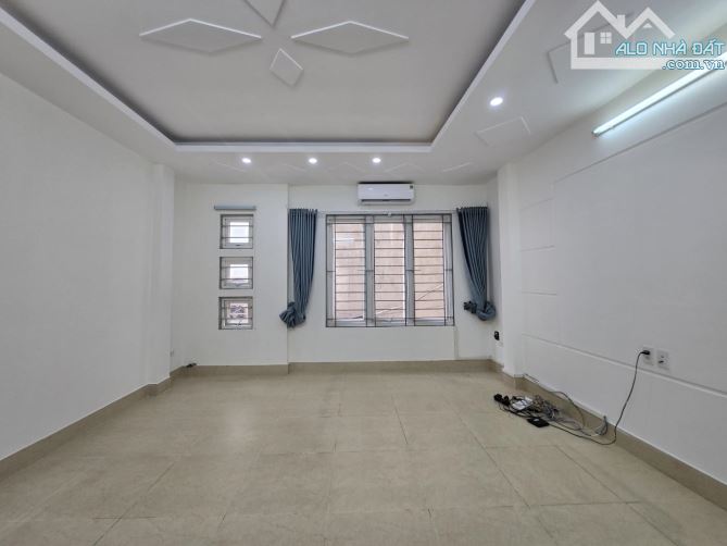 Chính chủ cần bán nhà 35m 5 tầng phố Tân Mai ô tô đỗ gần - 3