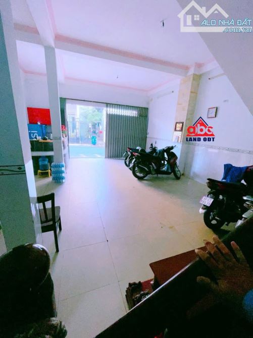 NP215 Bán căn nhà nghỉ 1 trệt 2 lầu  1 tum phường an bình - 3