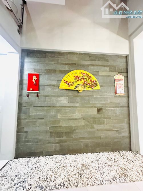 🏡 NHÀ 3 TẦNG ĐẸP NHƯ MỚI – Ô TÔ VÀO TẬN CỬA – 102M² CHỈ 5.x TỶ - 3