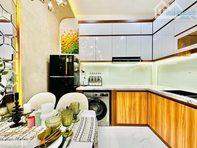 Bán nhà 2 tầng, 42m2 ngay Trần Thiện Chánh, Quận 10. Giá: 3 Tỷ 260. SHR, hẻm xe hơi - 3