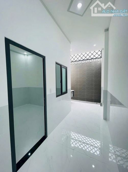 BÁN NHÀ SỔ HÔNG RIÊNG THỔ CƯ ,ĐƯỜNG NHỰA RỘNG 12m.  THUỘC PHƯỜNG TRẢNG DÀI - 3