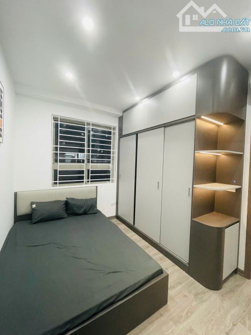 Mua nhà tặng nội thất , 3 ngủ HH Linh Đàm, giá chỉ 3.2 tỷ - 3