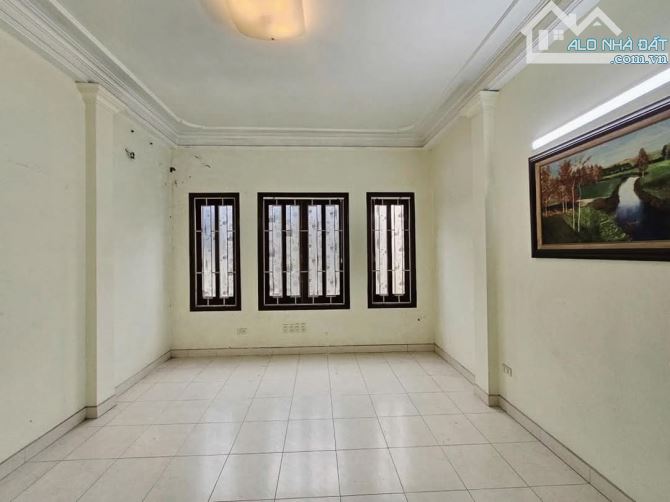 Nhà đẹp Nguyễn Chí Thanh - Đống Đa. Dt 45m, 5 tầng, mặt tiền 4.2m. Giá 15.68 tỷ (còn TL) - 3