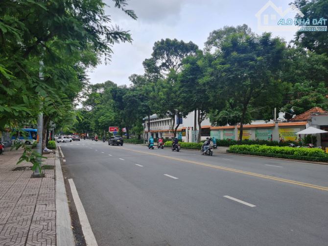 CĂN GÓC 2 MẶT TIỀN HẺM SÁT NGUYỄN THỊ MINH KHAI – TRUNG TÂM QUẬN 3 - 13 TỶ TL - 3