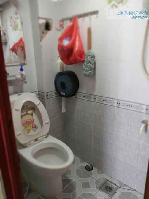 Chính chủ cần bán nhà hẻm xe hơi 8m, 4 x 19m, 3 tầng,  4pn, 3wc, trung tâm hành chánh - 3