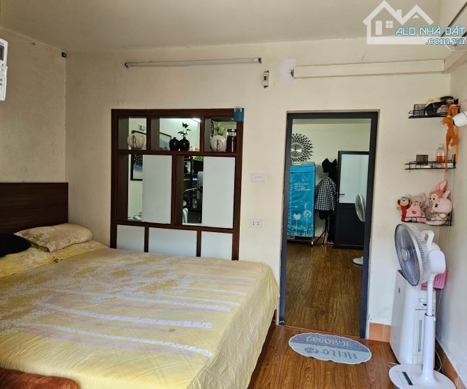 CHÍNH CHỦ BÁN CĂN TẬP THỂ NGHĨA TÂN, CẦU GIẤY TẶNG FULL ĐỒ GIÁ 2,95 TỶ - 3