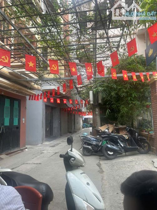 Bán nhà  siêu vip phố Dương Quảng Hàm ô tô vào nhà , trung tâm quận cầu giấy , Hà Nội - 3