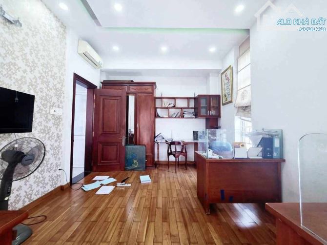 BIỆT THỰ MẶT TIỀN NGHĨ DƯỠNG TÂM HUYẾT - GẤP BÁN - GIẢM SÂU - HIỆP BÌNH CHÁNH - 3