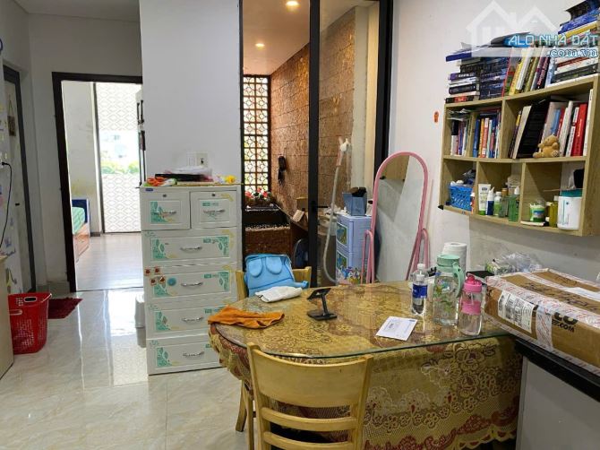 Bán nhà đẹp mặt tiền phố kinh doanh Hoàng Diệu,  ngay trung tâm Hải Châu - 3