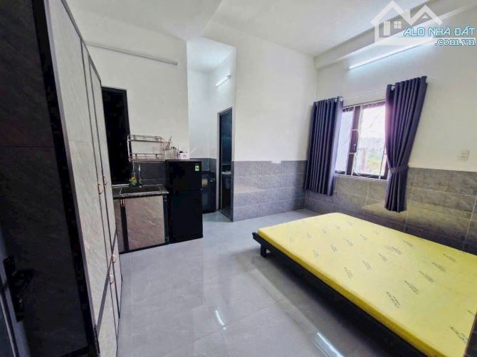 BÁN CHDV 6 TẦNG MỚI KENG VƯỜN LÀI - APĐ - Q12- 14P- DT 65 T.R/TH- 2 MẶT HXH - NHỈNH 15 TỶ - 3